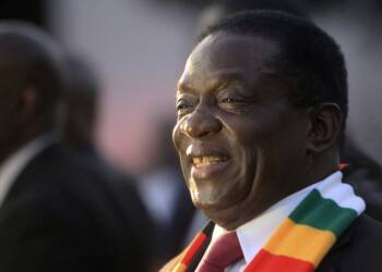 Zimbabwe fast-tracks de-dollarization of its mineral sector