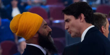 A public spar breaks out between NDP and Liberals over $54 million ArriveCAN scam