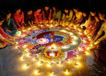 Diwali Festival Essay in English 500 words header