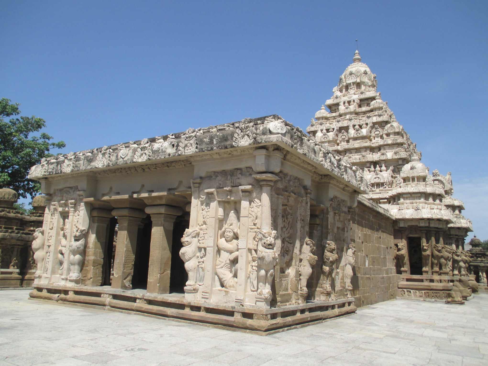 Kanchi Kailasanathar Temple artwork 