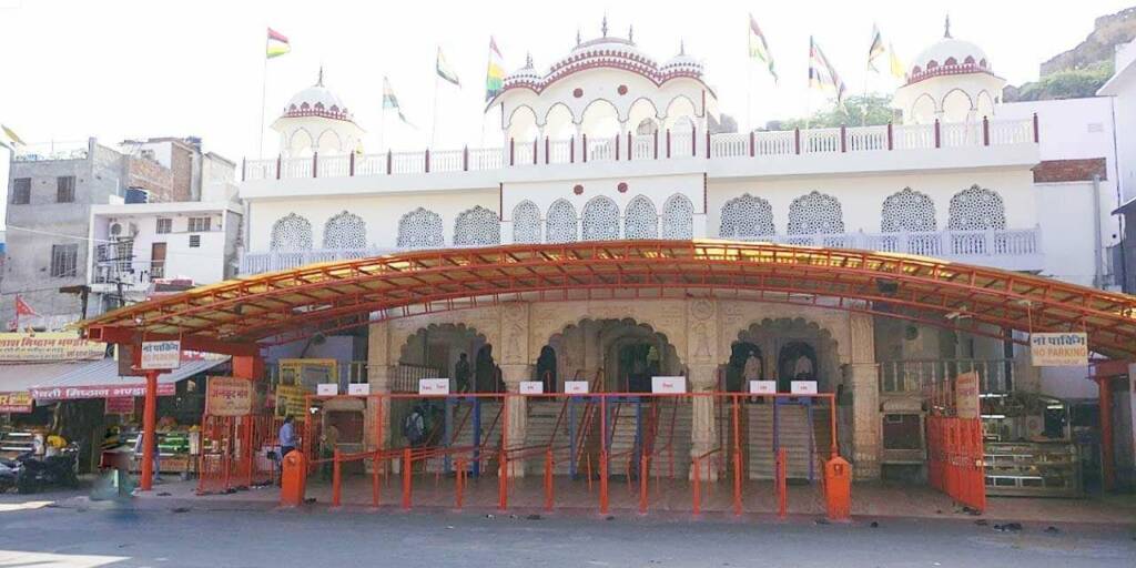 Moti Dungri Ganesh Ji Temple entry gate