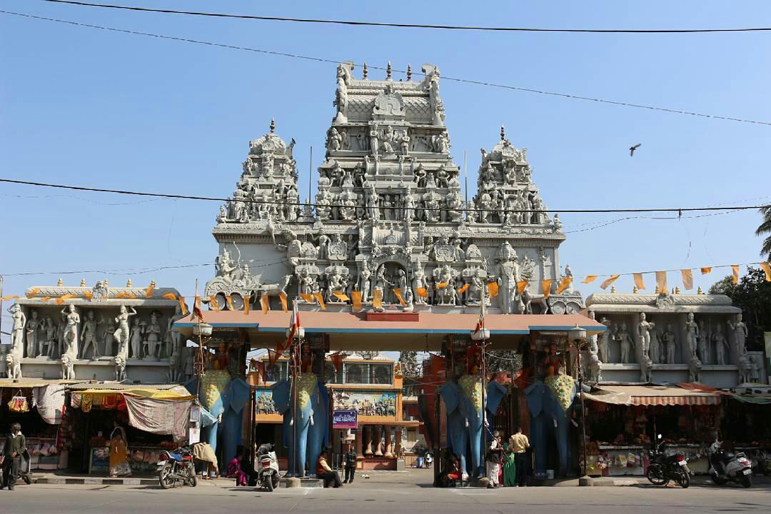 Annapurna Mandir Indore entry gate