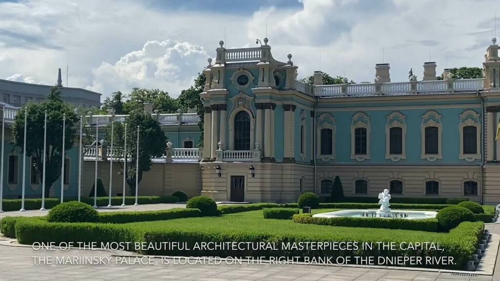 Mariyinsky Palace park