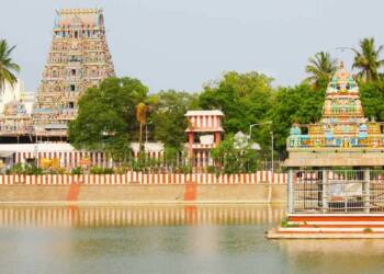 Mylapore Kapaleeswarar Temple lake
