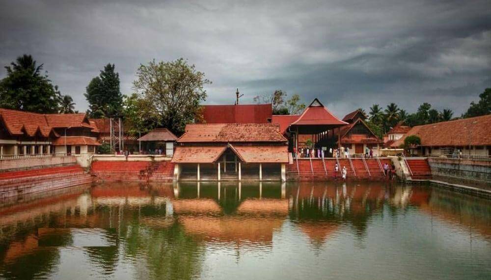 Balkampet Yellamma Pochamma Temple POND