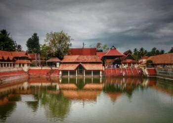 Balkampet Yellamma Pochamma Temple POND