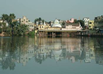 Tarakeshwar Temple West Bengal Pond