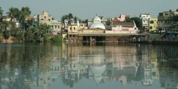 Tarakeshwar Temple West Bengal Pond