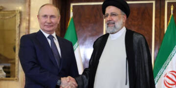 The Impact of Western Sanctions On Moscow: A Boon For Iran’s Economy