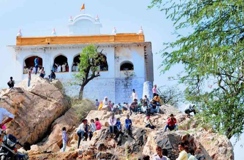Sitala Mata Mandir Jaipur hill