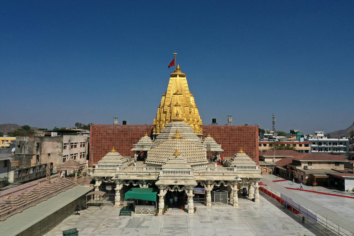 Ambe Mata Mandir Banaskantha, timings, history, and how to reach