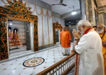 Modi ji at Tulsi Manas Mandir