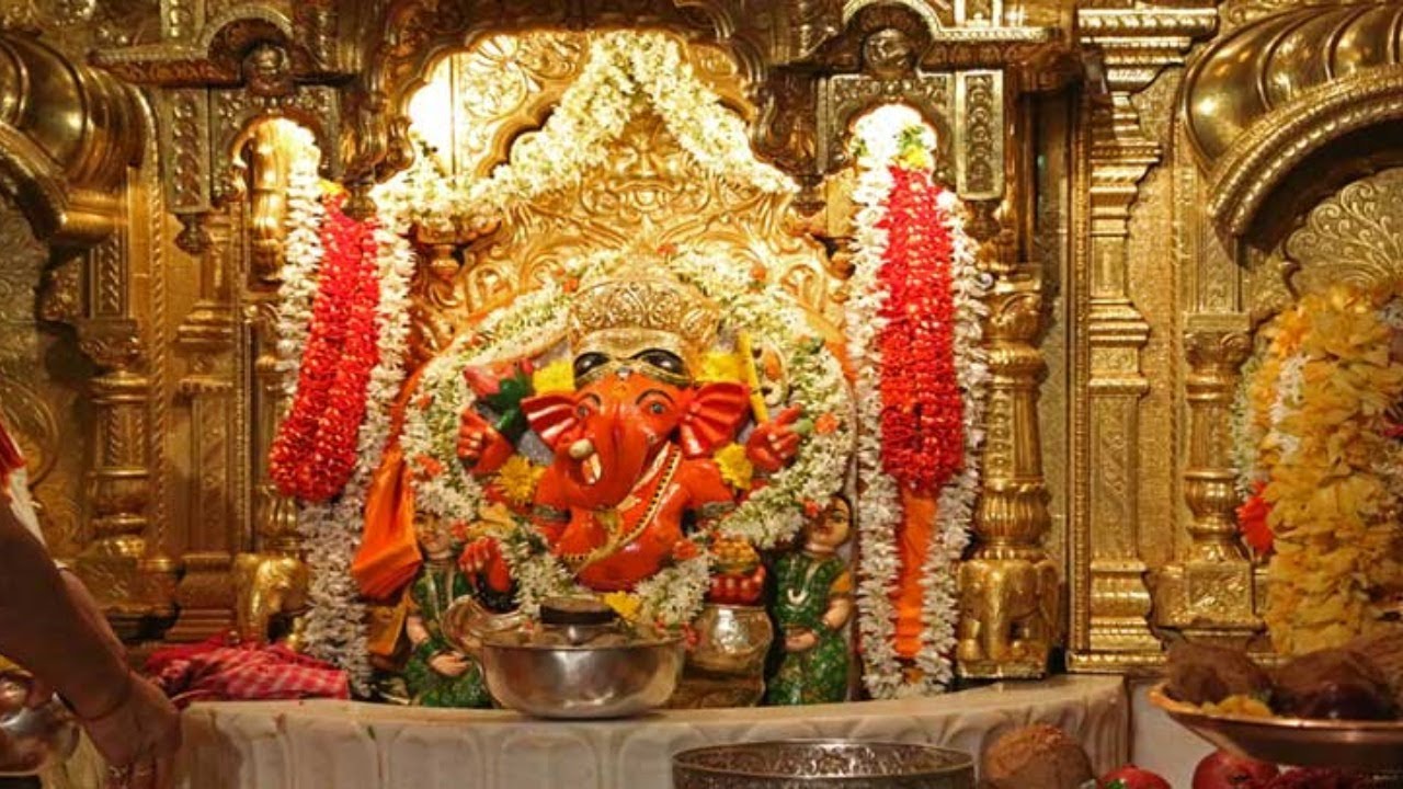 Prabhadevi Siddhivinayak Mandir Ganesh ji IDOL