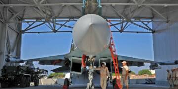 Ukrainian soldiers have stopped fighting and have started praising Russian Su-35 fighter jets