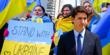 Trudeau cancels Ukraine’s temporary visa and gives them permanent residence