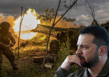 Aerial shots show Ukrainian army surrendering in huge numbers