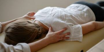 Jooble explores how to become a travel massage therapist