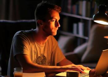 Staying Organised: Effective Strategies for Managing Freelance Workloads