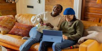 How to Build Strong Friendships in College