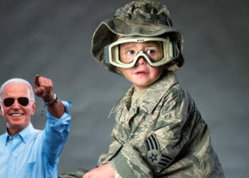 US ARMY recruiters in Middle School. Second coming of Project 100,000?