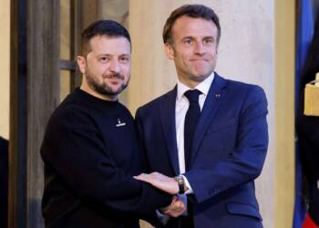 Zelensky to sign a deal with Macron