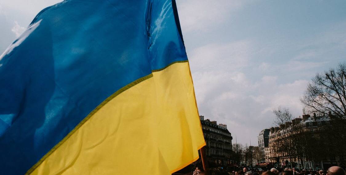 Rinat Akhmetov agrees to transfer his media empire to the state and continues to provide assistance in the fight against Russia