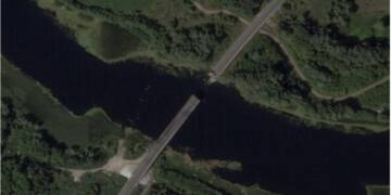 Ukraine’s Bold Move: Destroying Russian Bridges to Create a Buffer Zone