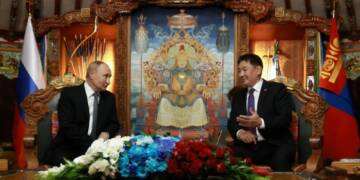 West hoped for Putin’s arrest, he got a rousing welcome