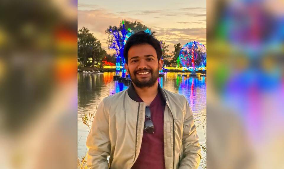 Designing Intuitive User Interfaces with Predictive Modeling: Enhancing UX in Complex Applications