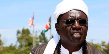 Barack Obama’s brother spills the beans