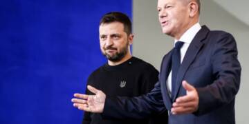 ZELENSKY SEES THE ‘WRITING ON THE WALL’ AS OLAF ATTEMPTS TO SAVE HIMSELF….. & HIS CHAIR