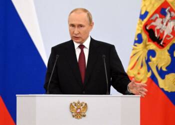 Russia ready for missile duel with USA, declares Putin