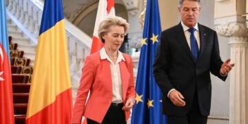 EU watches political chaos unfold in Romania as President Iohannis resigns