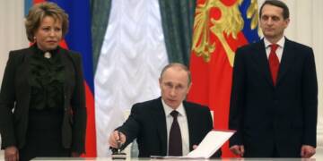 Russia returns to claim its G8 standing, EU’s grand plan flops