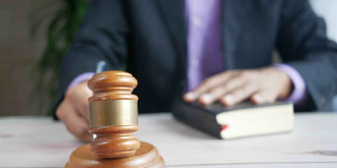 Understanding the Role of a Dispute Solicitor in Civil Litigation