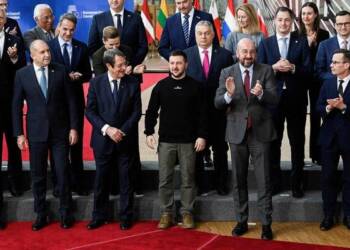 Its US against the world, as global leaders rally behind Zelensky