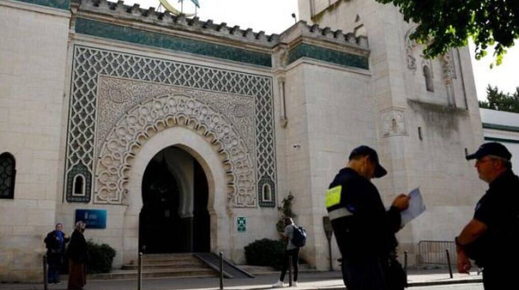 French Report Warns of Muslim Brotherhood’s ‘Subtle Threat’ to National Cohesion