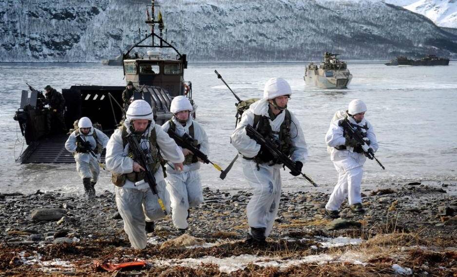 UK pushes military presence in the Arctic provokes Russia