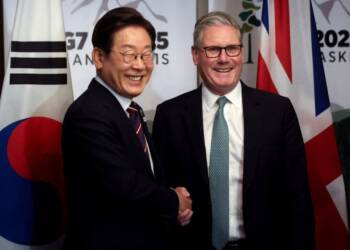 UK PM Starmer Mistakenly Greets Interpreter Instead of South Korean President at G7 (photo credit: the sun co.uk)