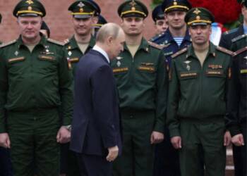 Report Claims Troop Refusals Rise in Russian Army as Ukraine Fortifies Sumy Region