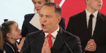 Poland Prepares to Evacuate National Artworks Amid Russian Invasion Fears