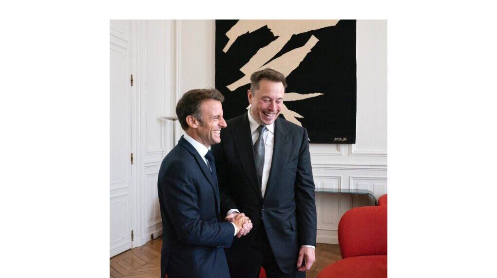 Elon and Musk (Picture Credit: Twitter)