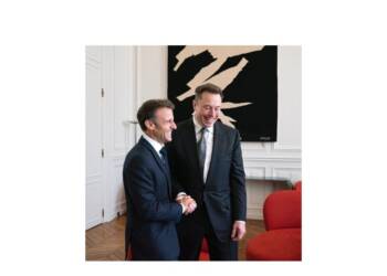 Elon and Musk (Picture Credit: Twitter)