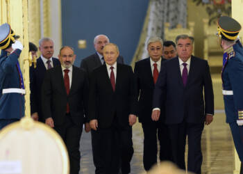 Putin’s new front: Russian military gathering in Armenia, war with Azerbaijan on the horizon?