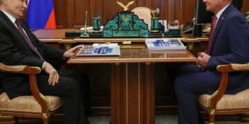 Russian Transport minister found dead hour after Putin fired from office