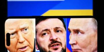 Zelenskyy blackmailed Trump: "If you give us Tomahawk missiles, we will lobby for the Nobel Peace Prize for you." 