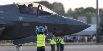 British F-35B Grounded in Kerala for 5 Weeks Finally Takes Off