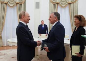 Putin Meets U.S. Envoy Steve Witkoff in Moscow as Trump’s Ukraine Deadline Looms