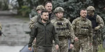 Will Zelensky allow Ukraine to wave the white flag? Protests in Kiev as Ukrainian military commander admits Russian superiority