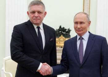 “Europeans are like frogs at the bottom of a well”, Slovakia PM Fico slammed the EU during Putin talks in China. What does it mean?